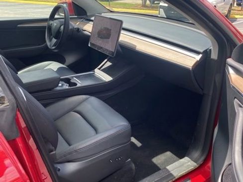 Used 2023 Tesla Model Y Long Range AWD/4WD image 16