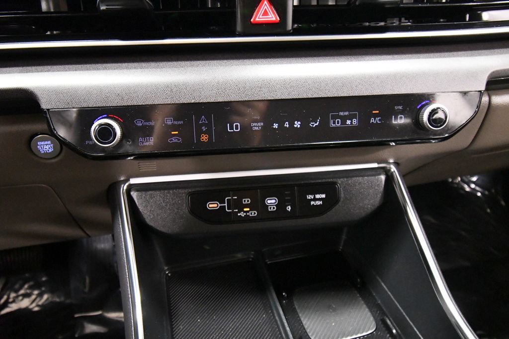 Certified 2026 Kia Carnival EX FWD image 26