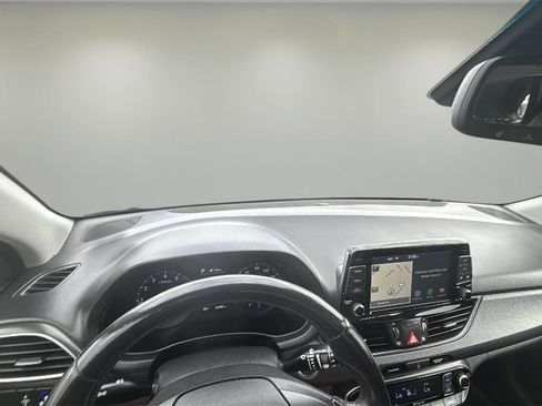 Used 2018 Hyundai Elantra GT w/ Tech Package 03 image 6