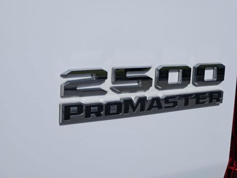 Used 2023 RAM ProMaster 2500 FWD image 24