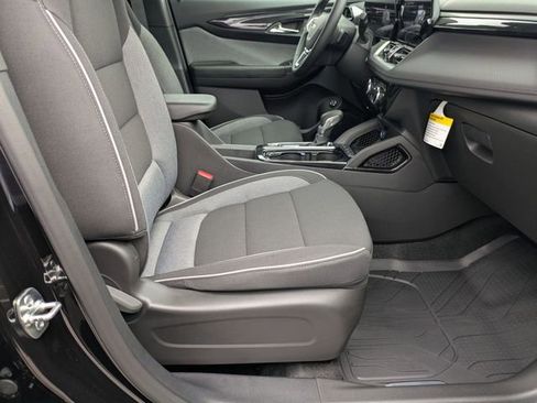 New 2026 Chevrolet TrailBlazer LT w/ Convenience Package image 36