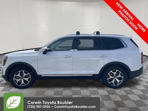 Used 2022 Kia Telluride EX w/ Towing Package AWD/4WD image 4