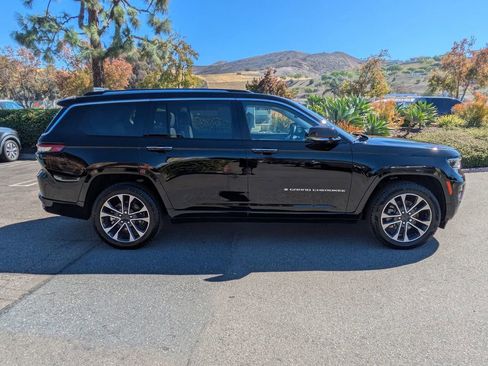 Certified 2021 Jeep Grand Cherokee L Overland w/ Luxury Tech Group IV image 5