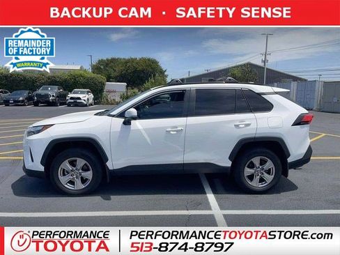 Used 2023 Toyota RAV4 XLE w/ Convenience Package FWD image 1