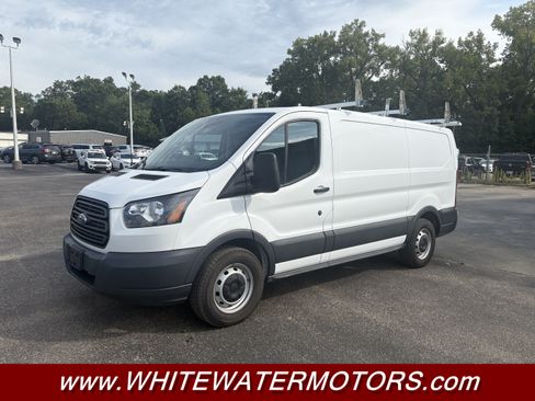 Used 2017 Ford Transit 150 130 Low Roof RWD image 1