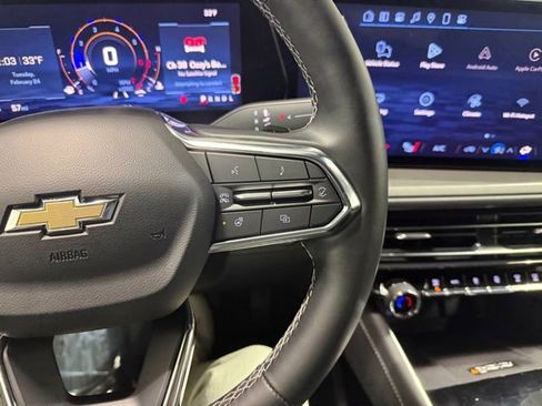 Certified 2025 Chevrolet Traverse LT image 16