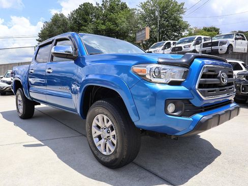 Used 2016 Toyota Tacoma SR5 RWD image 9