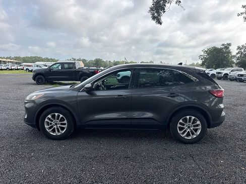 Used 2020 Ford Escape SE FWD image 2