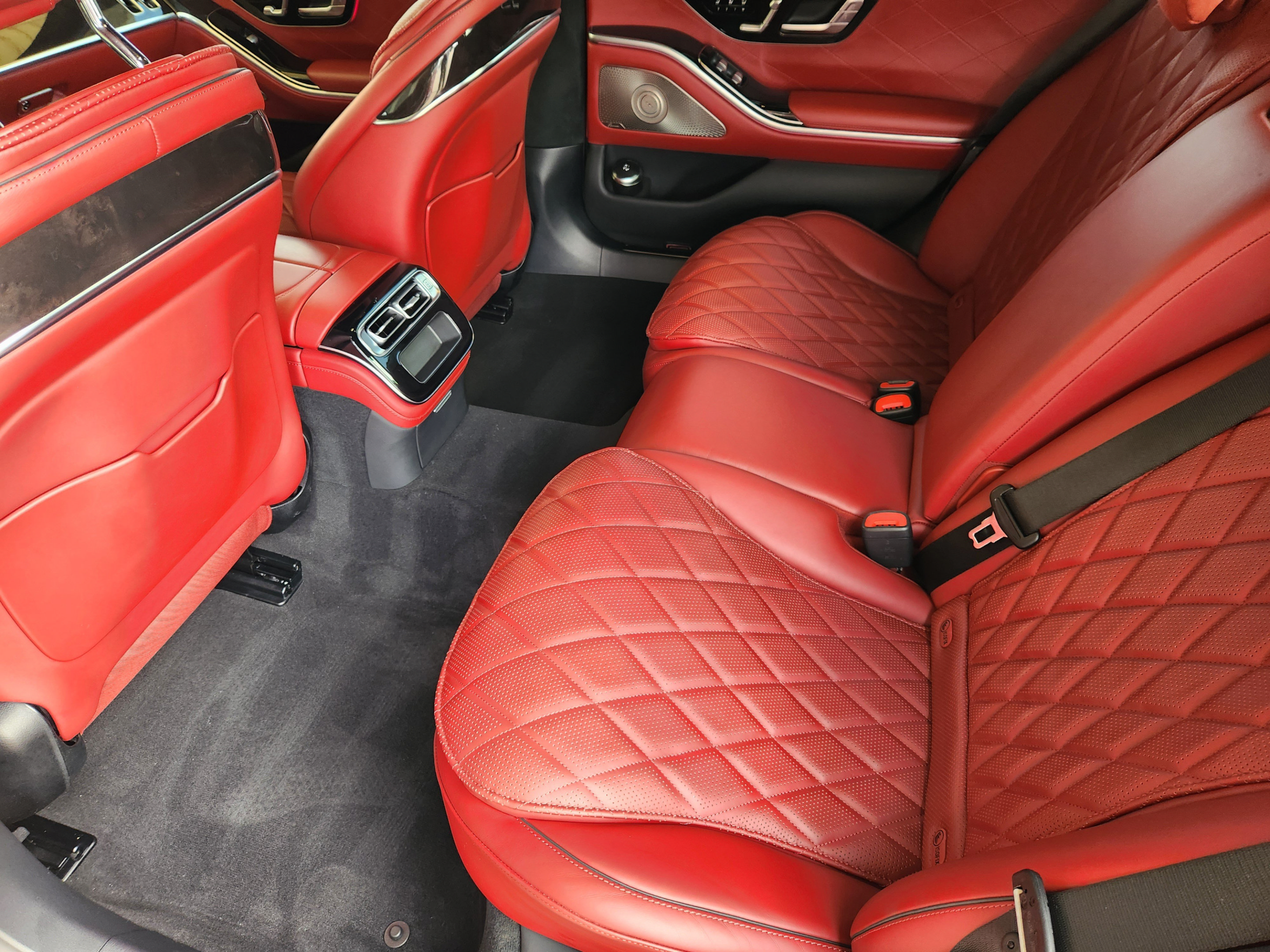 Certified 2023 Mercedes-Benz S 500 4MATIC image 26