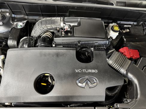 Used 2020 INFINITI QX50 Luxe w/ Navigation Package FWD image 22