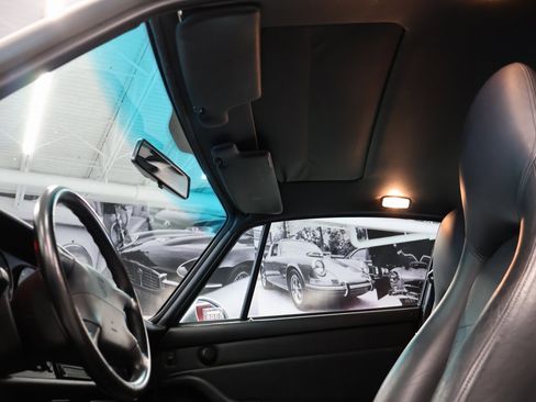 Used 1997 Porsche 911 Carrera 4S image 31