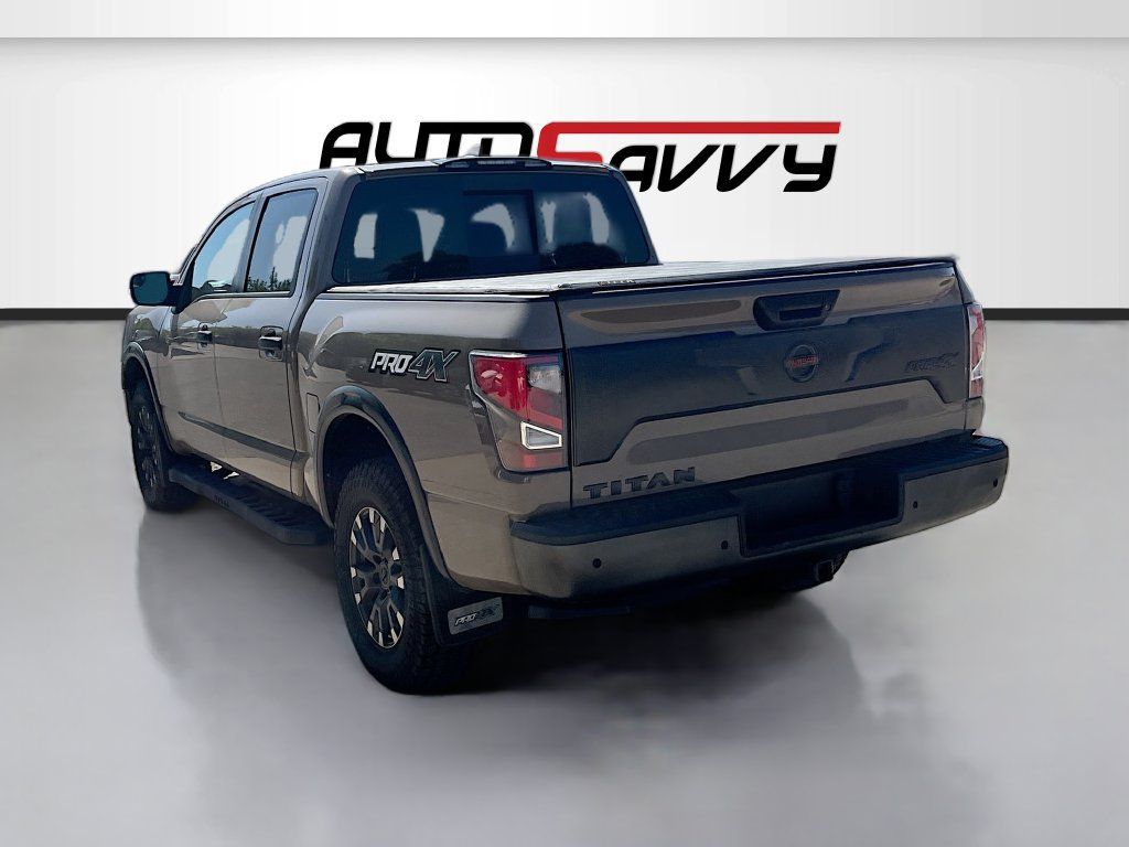 Used 2022 Nissan Titan PRO-4X w/ Pro-4x Convenience Package AWD/4WD image 5
