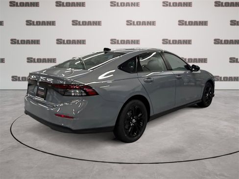 New 2025 Honda Accord SE image 5