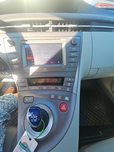 Used 2015 Toyota Prius Four FWD image 8