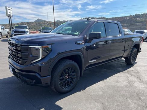 New 2025 GMC Sierra 1500 Elevation image 3