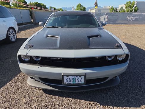 Used 2020 Dodge Challenger R/T RWD image 5