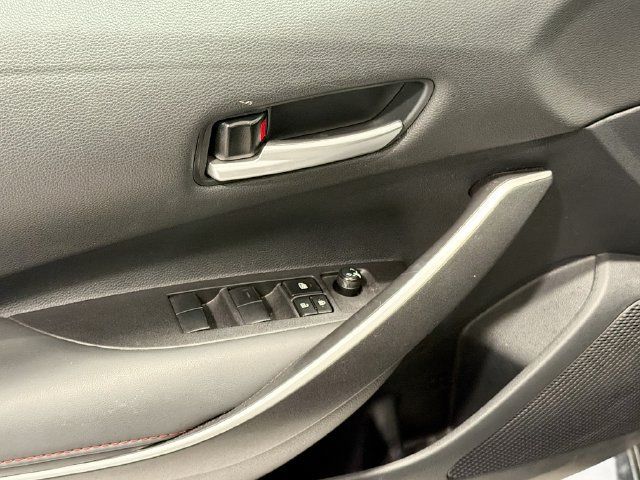 Certified 2025 Toyota Corolla SE FWD image 15