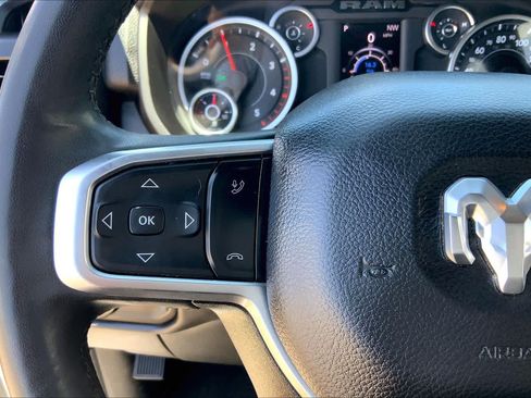 Used 2025 RAM 2500 Big Horn AWD/4WD image 24