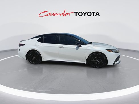 Used 2021 Toyota Camry XSE w/ Navigation Package FWD image 9