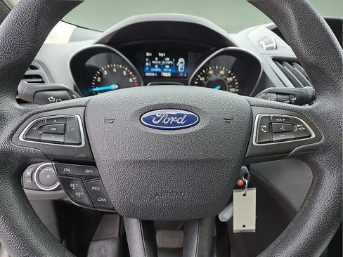 Used 2018 Ford Escape SE image 24