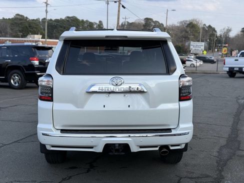 Used 2017 Toyota 4Runner Limited image 7