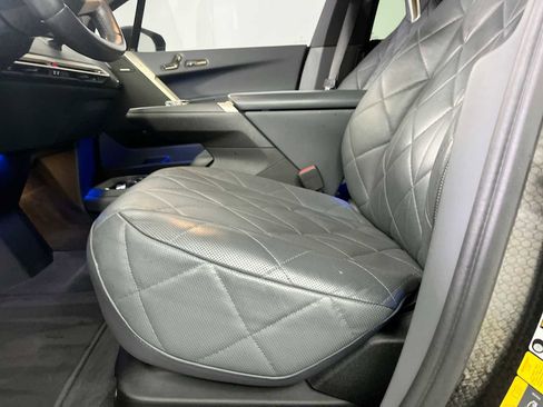 Certified 2023 BMW iX xDrive50 w/ Premium Package AWD/4WD image 20