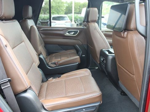 Used 2021 Chevrolet Tahoe High Country w/ Premium Package image 23