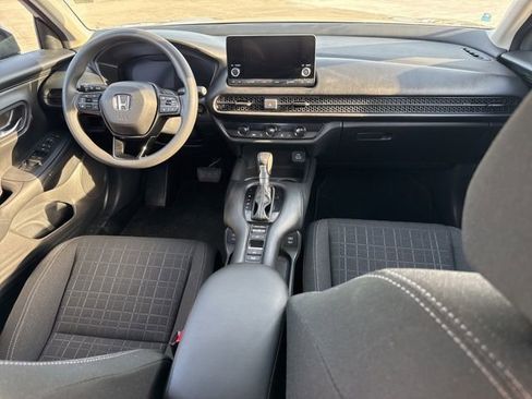 Used 2025 Honda HR-V LX image 13