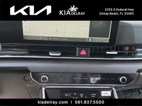 New 2026 Kia Carnival EX image 18