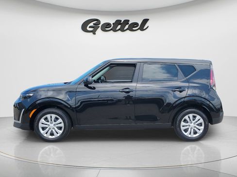 Used 2025 Kia Soul LX FWD image 8