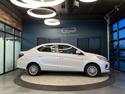 Used 2022 Mitsubishi Mirage G4 ES image 2