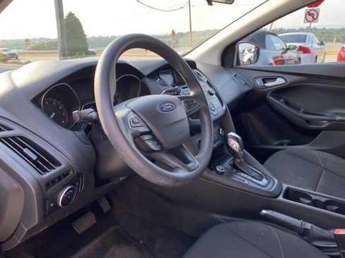 Used 2016 Ford Focus SE image 13