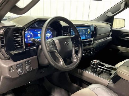 Used 2023 Chevrolet Silverado 1500 ZR2 image 14