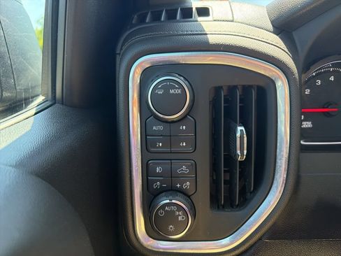 Used 2022 Chevrolet Silverado 1500 RST w/ Redline Edition AWD/4WD image 23