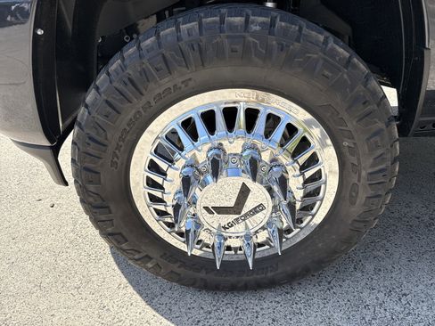 New 2026 RAM 3500 Laramie AWD/4WD image 11