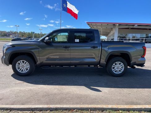 New 2026 Toyota Tundra SR5 w/ SR5 Convenience Package image 4