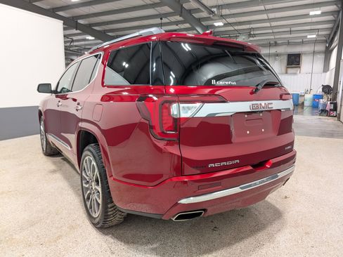 Used 2021 GMC Acadia Denali w/ Denali Technology Package image 5