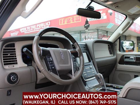 Used 2015 Lincoln Navigator 4WD image 10