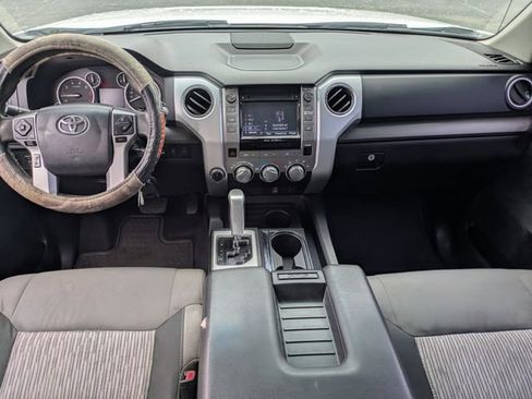 Used 2015 Toyota Tundra SR5 w/ SR5 Upgrade Package image 17