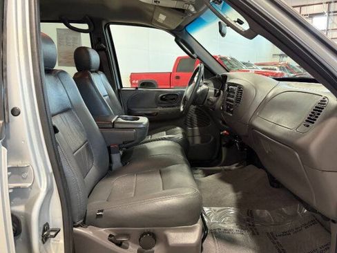 Used 2003 Ford F150 Lariat AWD/4WD image 17