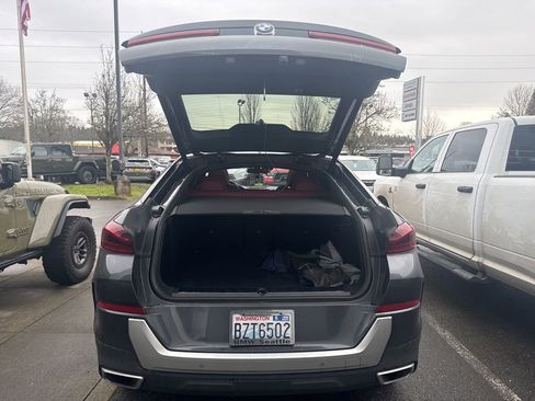 Used 2021 BMW X6 xDrive40i image 15