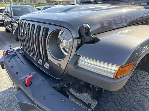 Used 2023 Jeep Gladiator Rubicon w/ LED Lighting Group AWD/4WD image 36