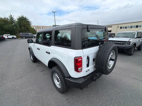 New 2026 Ford Bronco 4-Door AWD/4WD image 18