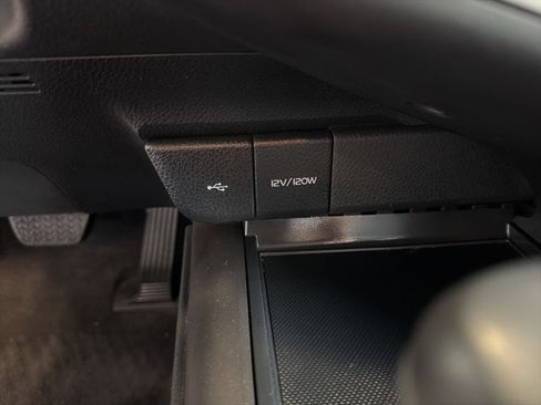 Used 2024 Toyota Camry SE FWD image 21