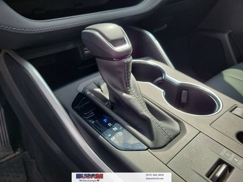 Used 2023 Toyota Highlander XLE FWD image 31