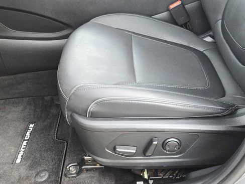 Certified 2023 Hyundai Santa Cruz Limited AWD/4WD image 24