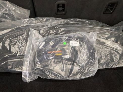 Used 2025 Jeep Wrangler Unlimited Rubicon 4xe w/ Safety Group AWD/4WD image 22