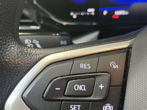 Used 2022 Volkswagen Taos S image 21