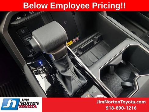 New 2026 Toyota Tundra Limited AWD/4WD image 19