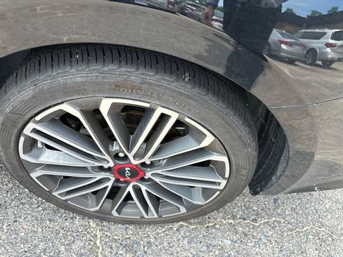 Certified 2024 Kia Forte GT FWD image 17
